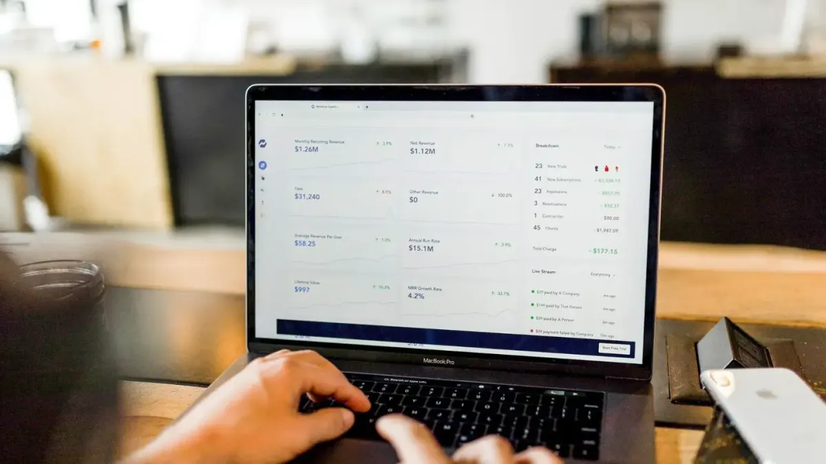 Stratio BD Achieves 99% Data Accuracy With Generative AI Tools