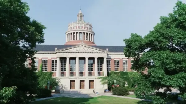 Simon Business School Launches Online AI & Analytics MS Program